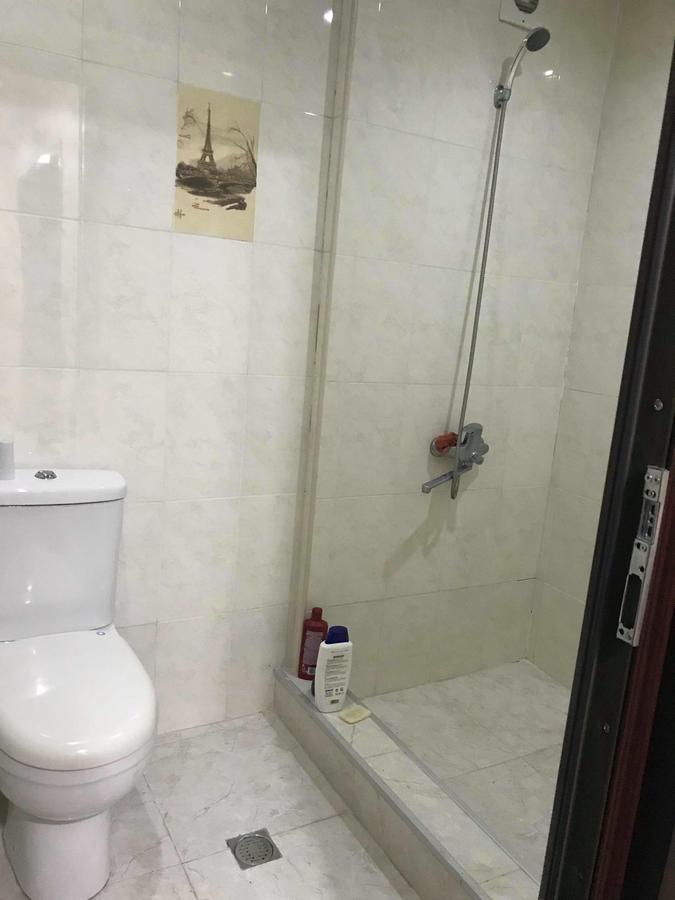 Lela'S Guest House Batumi Esterno foto